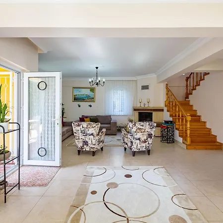 Charming Villa With Garden Surrounded By Nature In Kartepe Semesterbostad